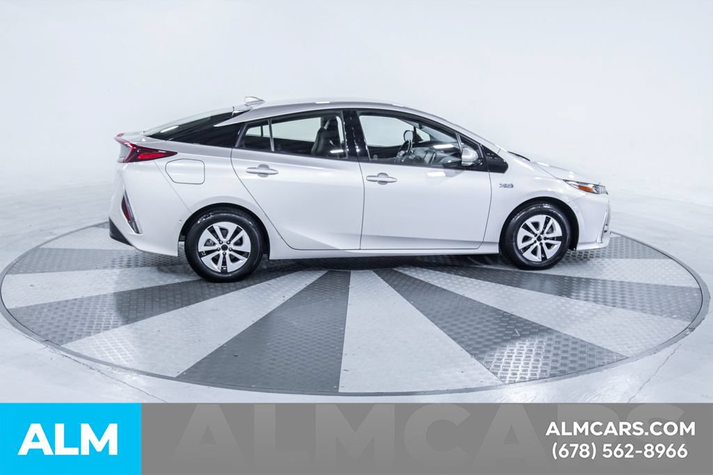 Used 2019 Toyota Prius Prime Advanced FWD image 11