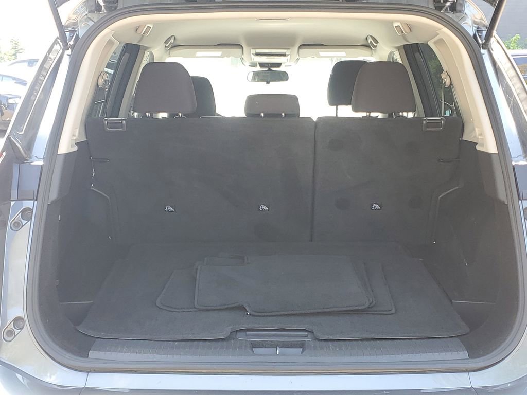 Used 2024 Nissan Rogue S image 7