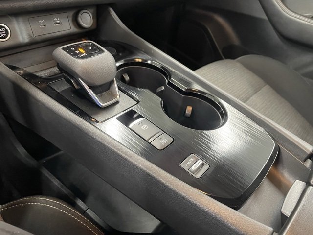 Used 2023 Nissan Rogue SV image 8