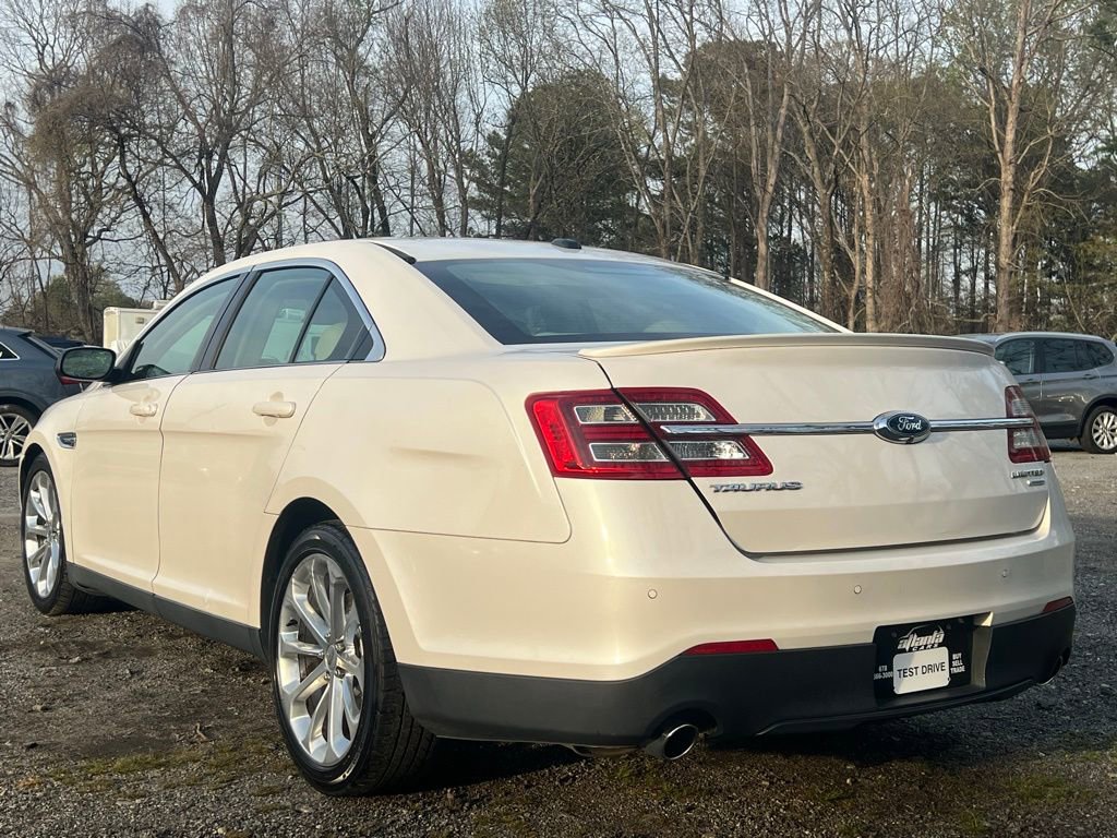 Used 2015 Ford Taurus Limited w/ Equipment Group 301A image 3