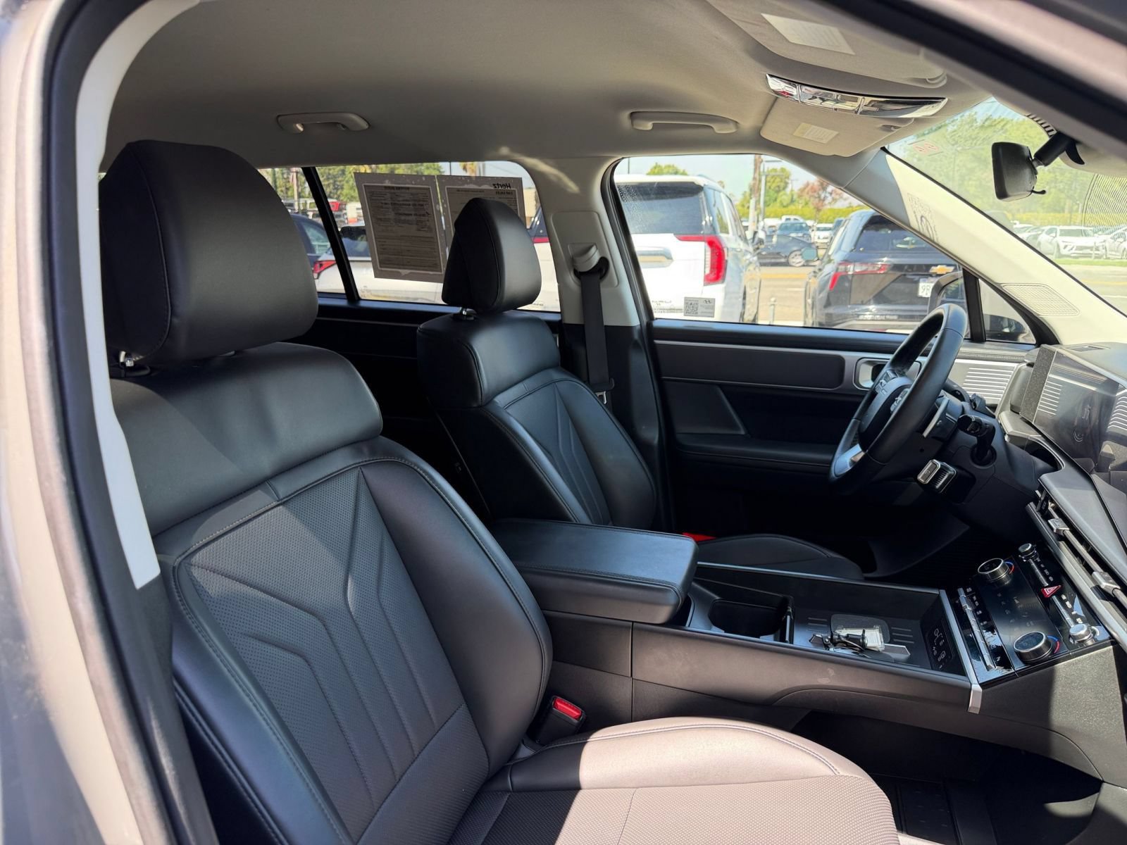 Used 2026 Hyundai Santa Fe SEL AWD/4WD image 38