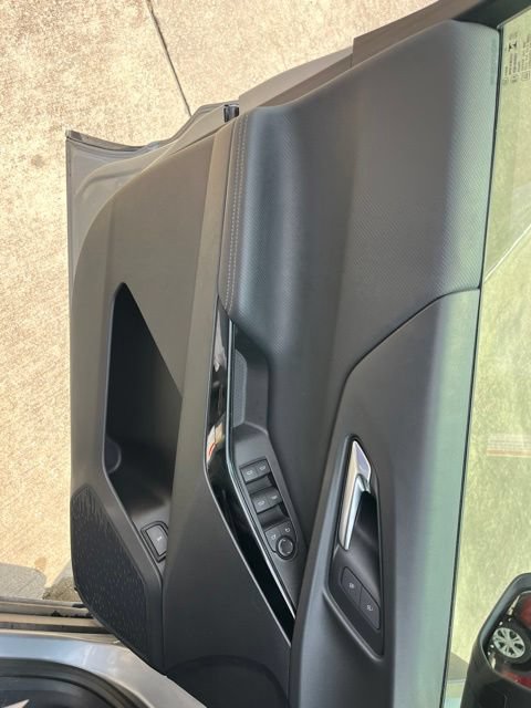 Used 2025 Chevrolet Equinox LT w/ Convenience Package II FWD image 13