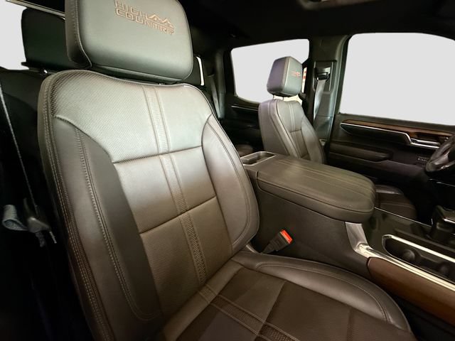 Used 2024 Chevrolet Silverado 1500 High Country w/ Midnight Edition AWD/4WD image 31