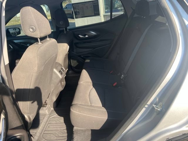 Used 2022 GMC Terrain SLE w/ Driver Convenience Package FWD image 13