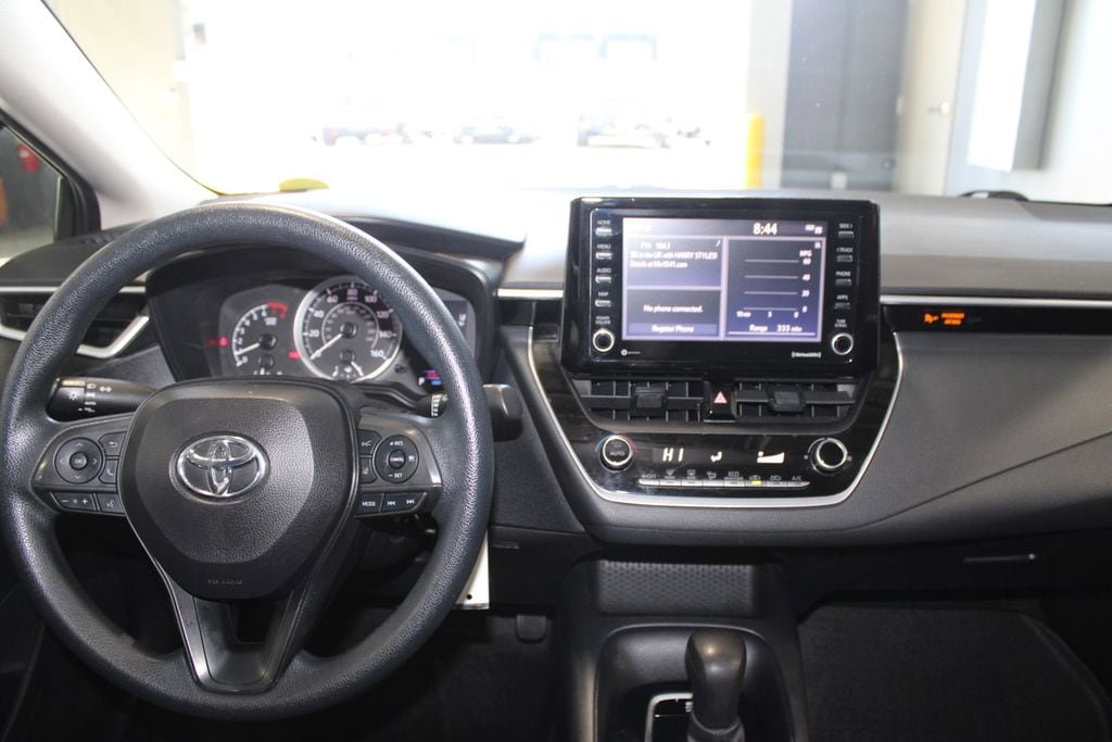 Used 2022 Toyota Corolla LE FWD image 23