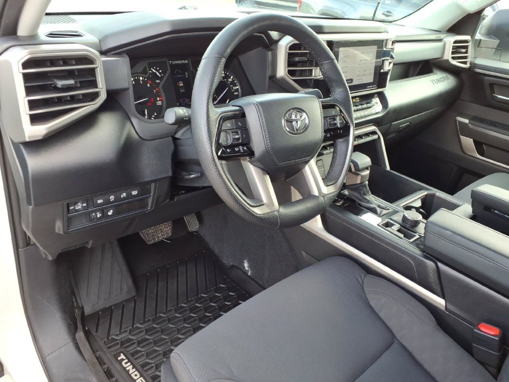 Used 2022 Toyota Tundra SR5 AWD/4WD image 22