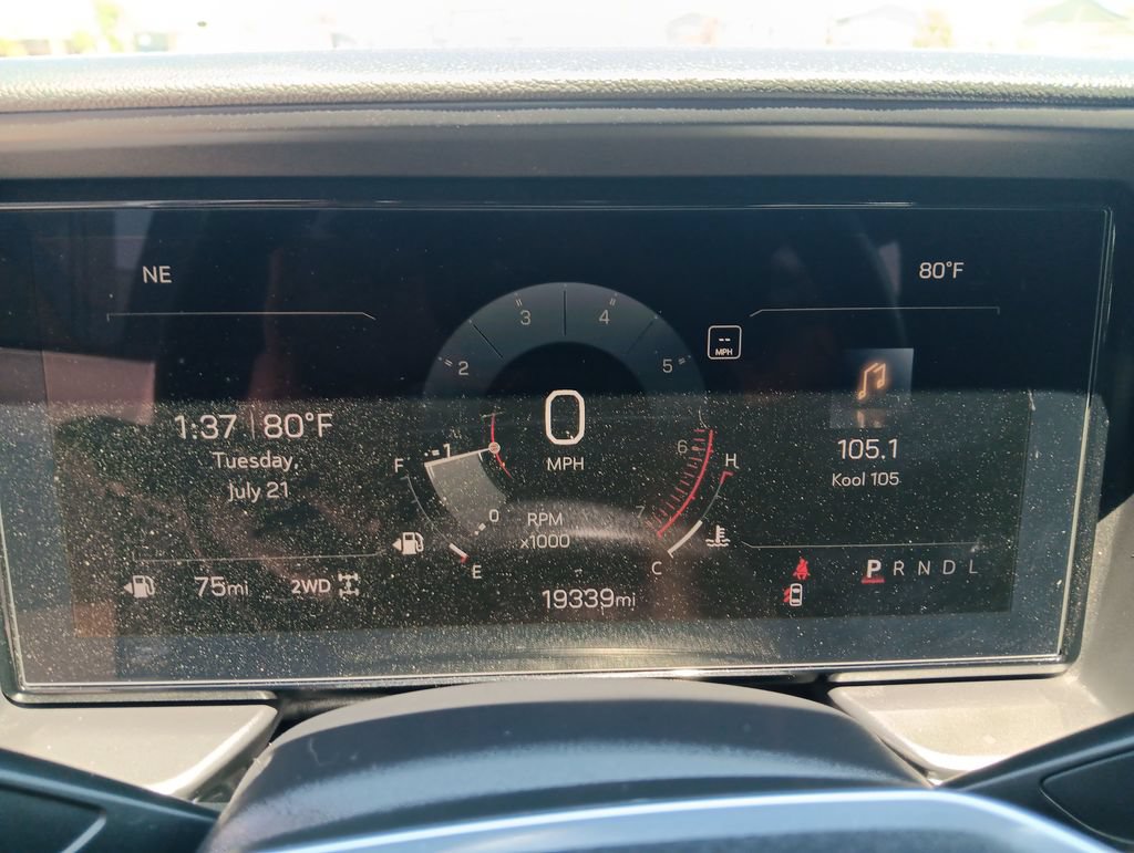 Used 2025 GMC Terrain Elevation AWD/4WD image 16