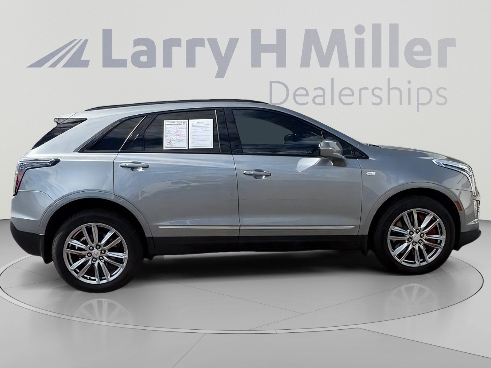 Used 2024 Cadillac XT5 Sportv w/ Technology Package AWD/4WD image 6