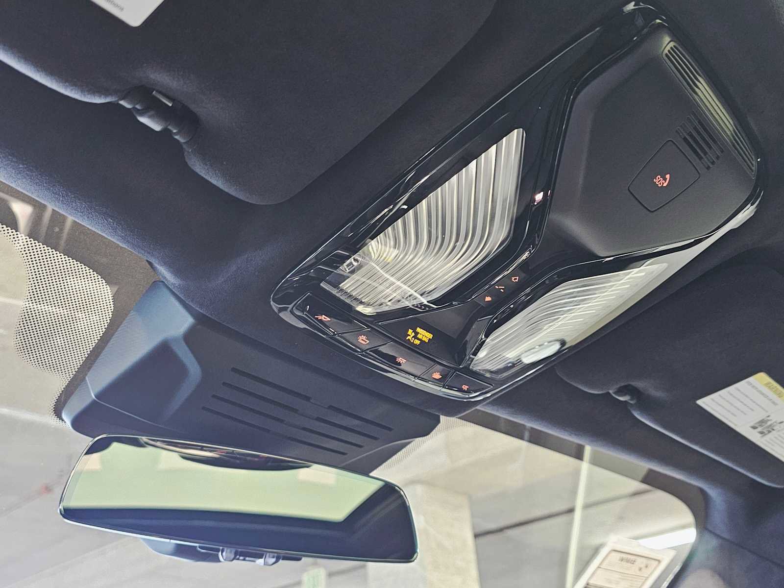 New 2026 BMW ALPINA XB7 image 21
