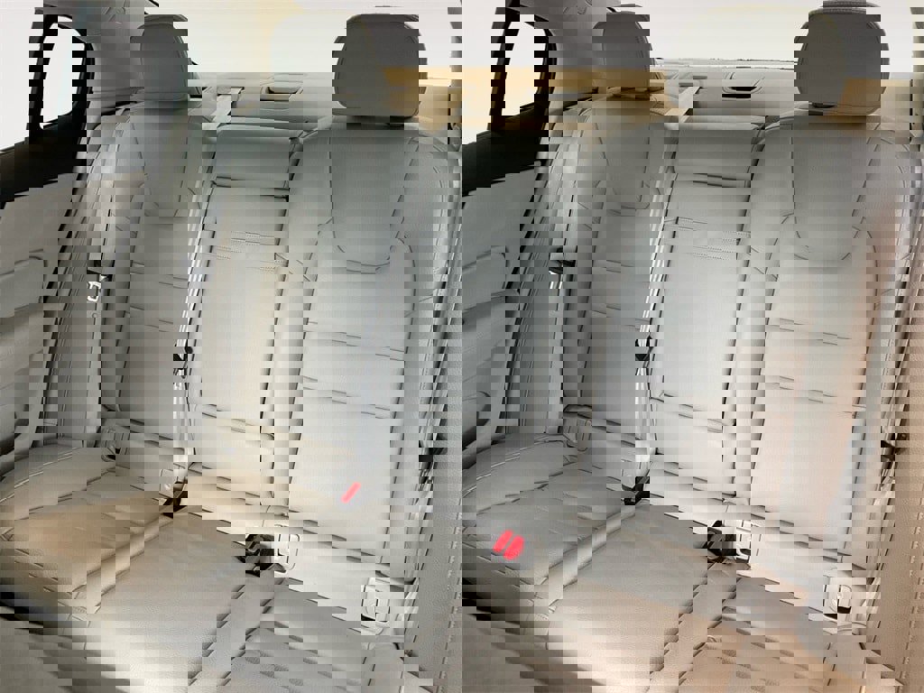 Certified 2024 Volvo S60 B5 Core image 13