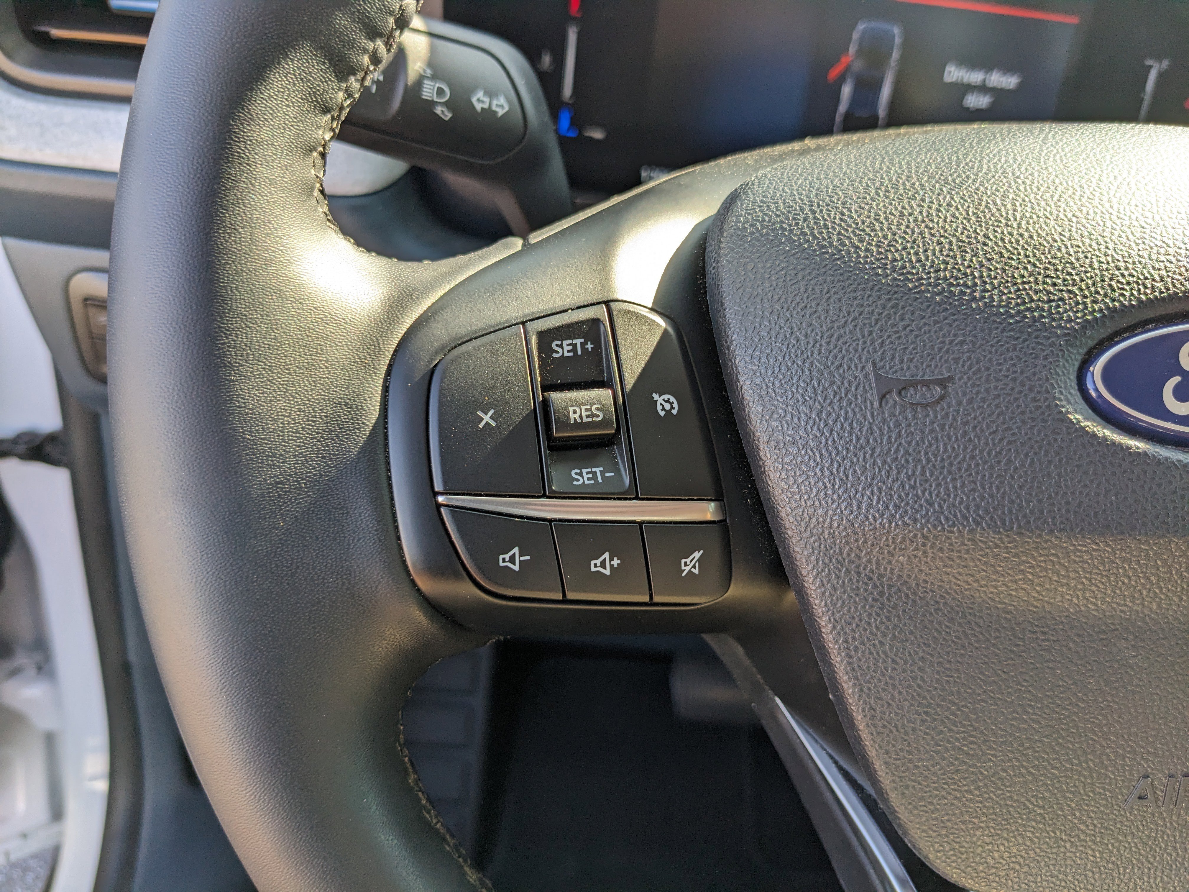 Certified 2025 Ford Maverick XLT w/ XLT Luxury Package image 26