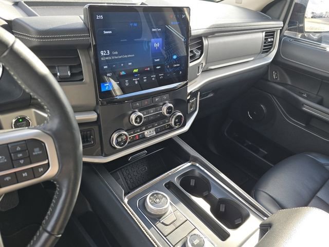 Used 2024 Ford Expedition Max XLT image 31