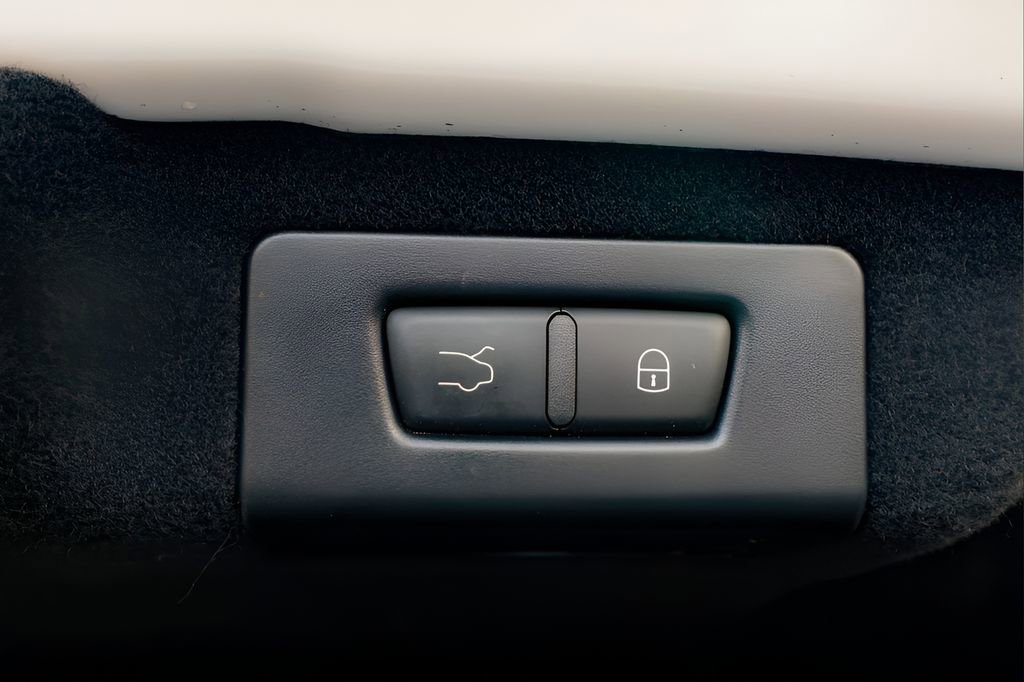 Used 2020 Mercedes-Benz GLC 43 AMG 4MATIC Coupe w/ Driver Assistance Package image 31