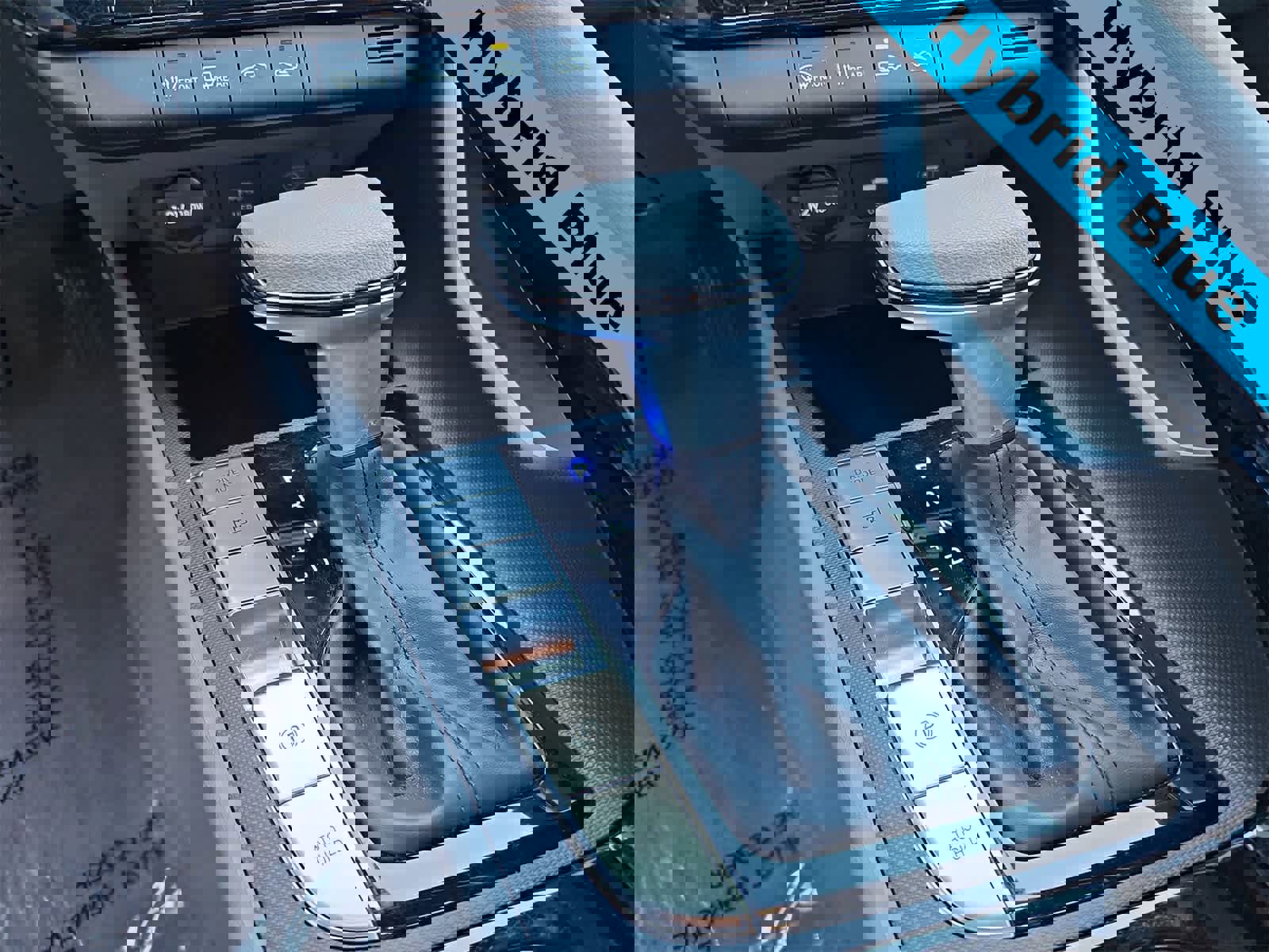 Used 2025 Hyundai Elantra Blue image 21