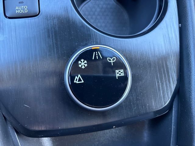 Used 2023 Nissan Rogue SL image 55