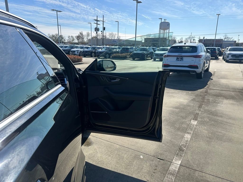 New 2026 Audi RS Q8 performance image 33