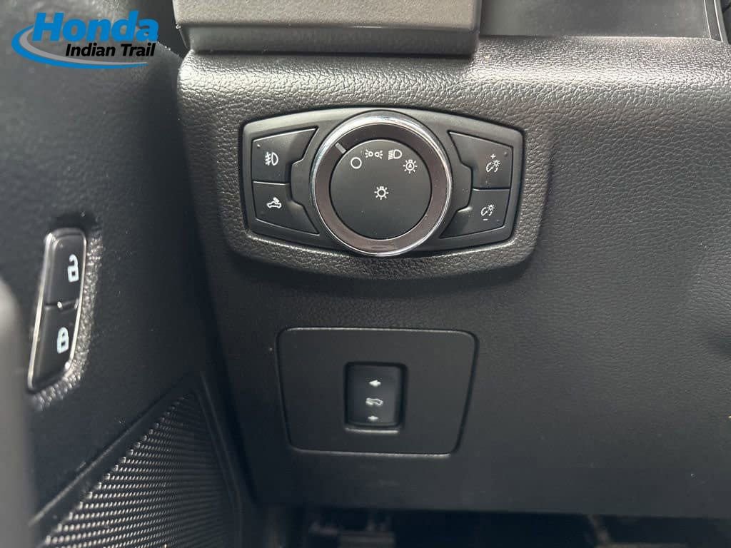 Used 2017 Ford F150 XLT w/ Equipment Group 302A Luxury image 25