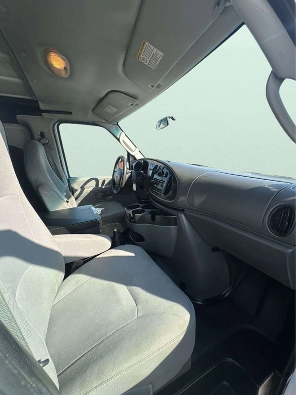 Used 2008 Ford E-250 and Econoline 250 image 9