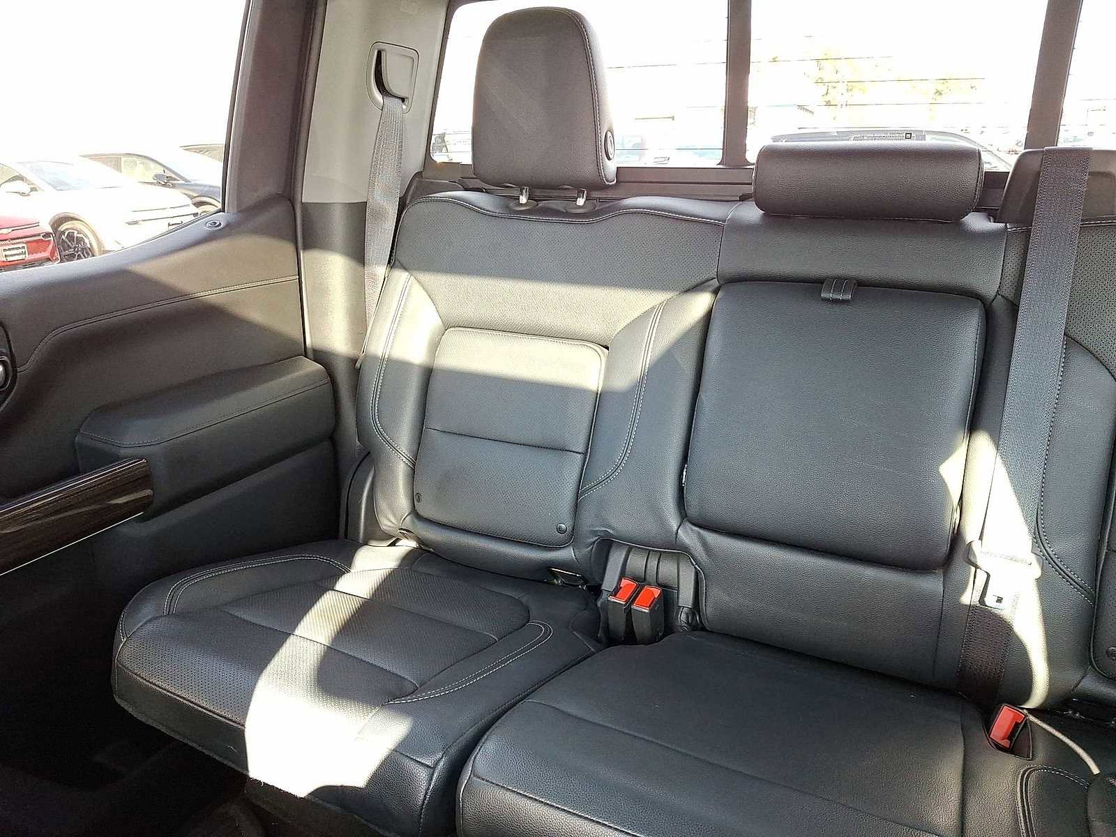 Used 2020 Chevrolet Silverado 1500 RST image 13