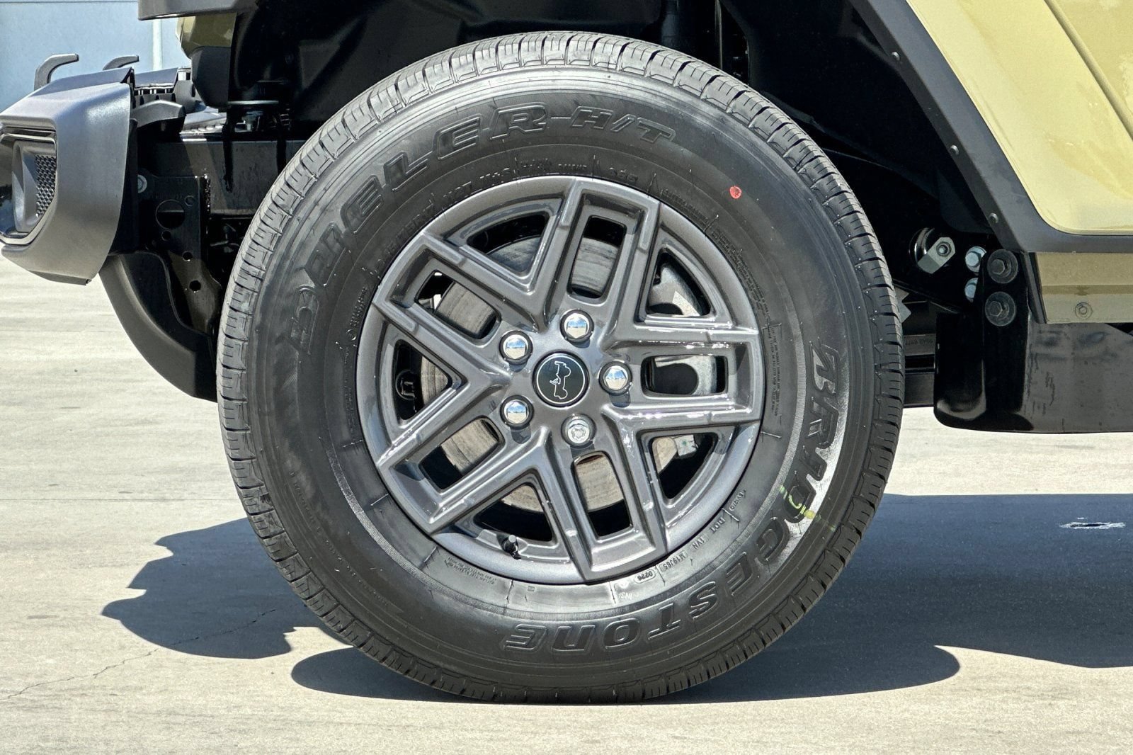 New 2026 Jeep Gladiator Sport AWD/4WD image 25