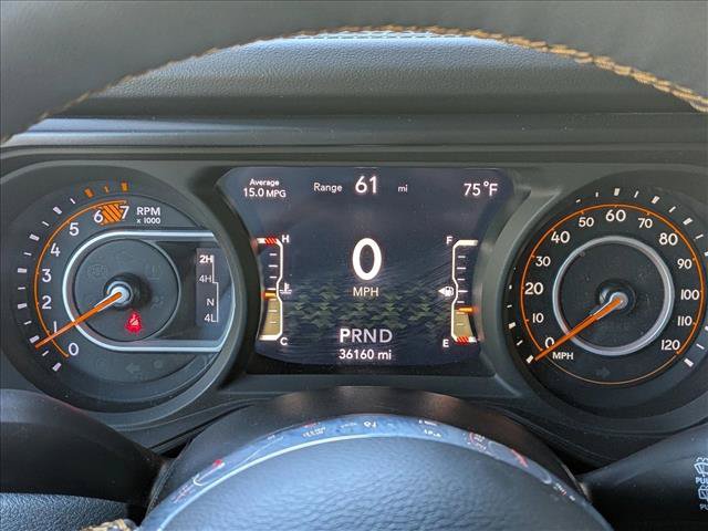Used 2024 Jeep Wrangler Unlimited Sahara w/ Technology Group AWD/4WD image 11