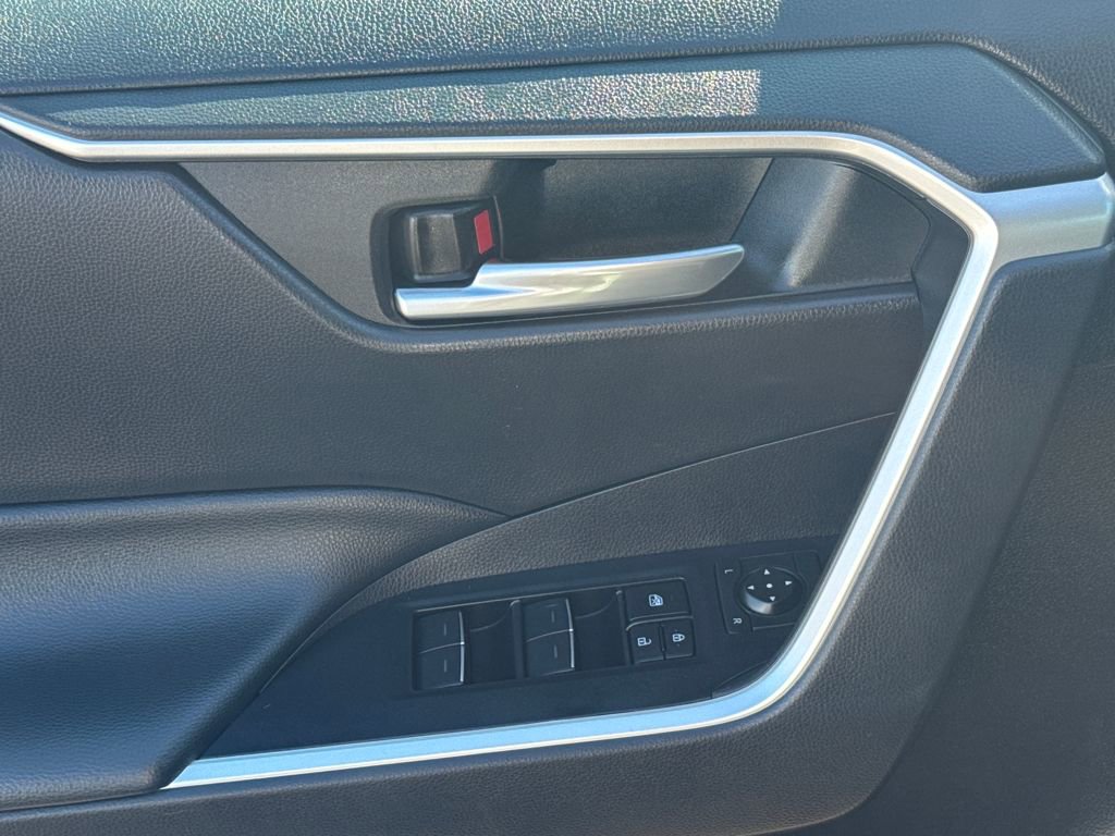 Used 2023 Toyota RAV4 XLE w/ XLE Grade Weather Package image 33