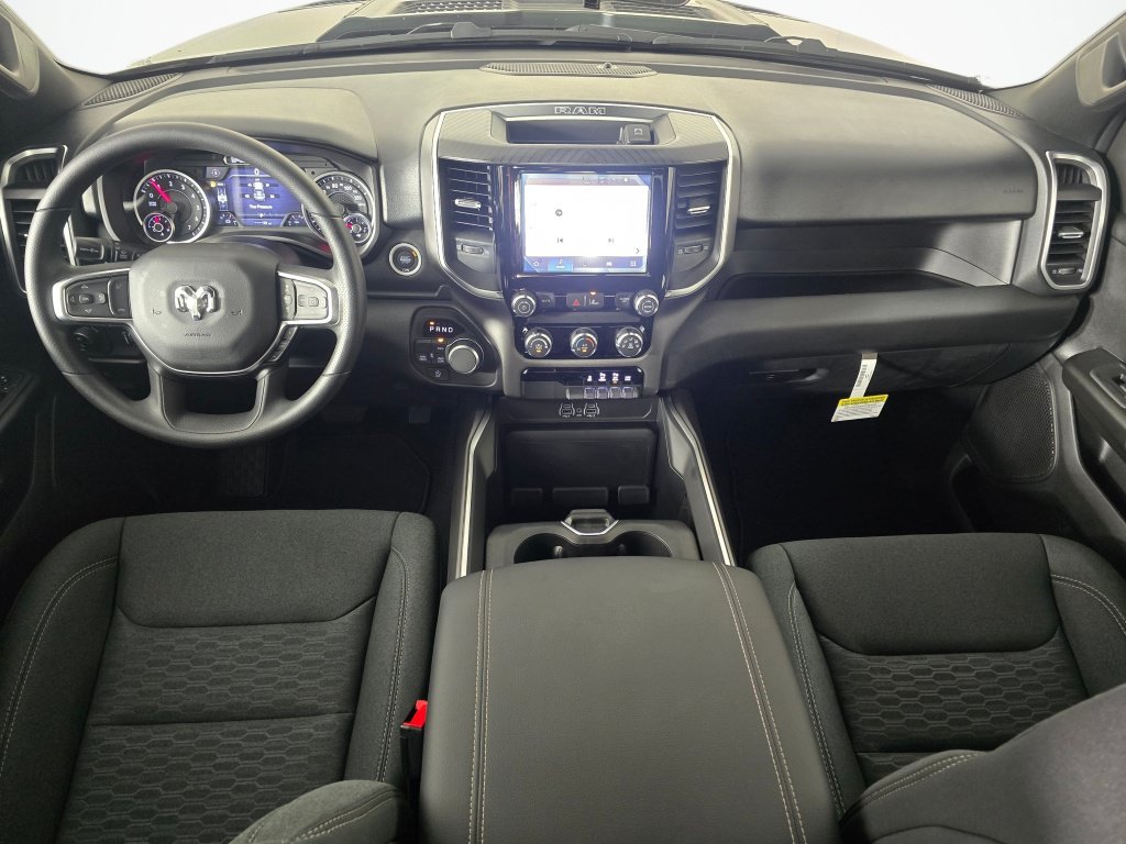 New 2026 RAM 1500 Express AWD/4WD image 22