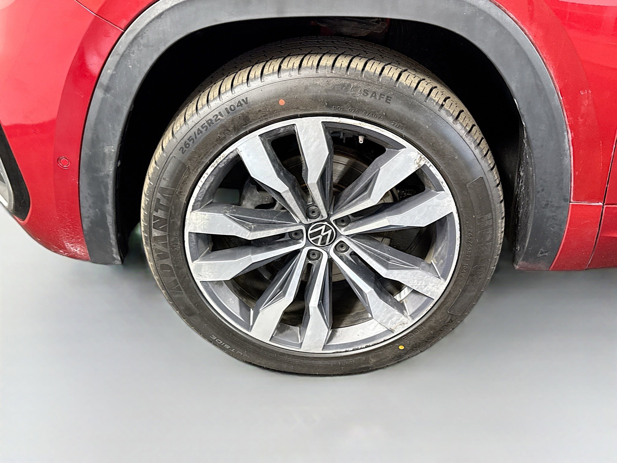 Used 2021 Volkswagen Atlas SEL Premium image 38