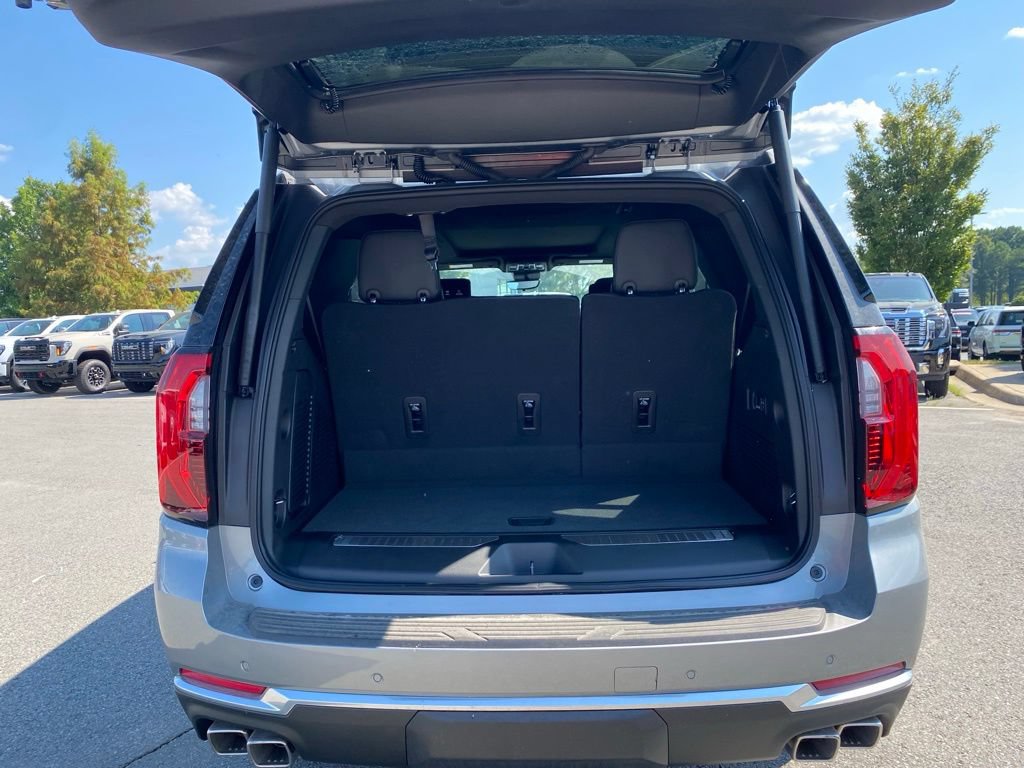 New 2026 GMC Yukon Denali w/ Advanced Technology Package AWD/4WD image 8