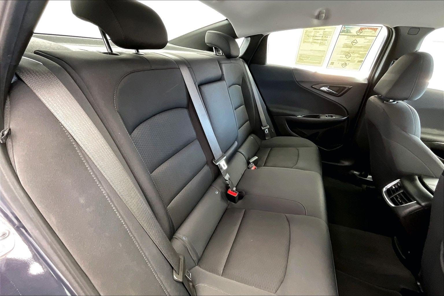 Used 2025 Chevrolet Malibu LT FWD image 18