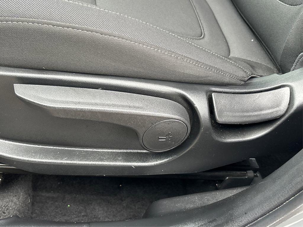 Used 2025 Hyundai Tucson SE AWD/4WD image 32
