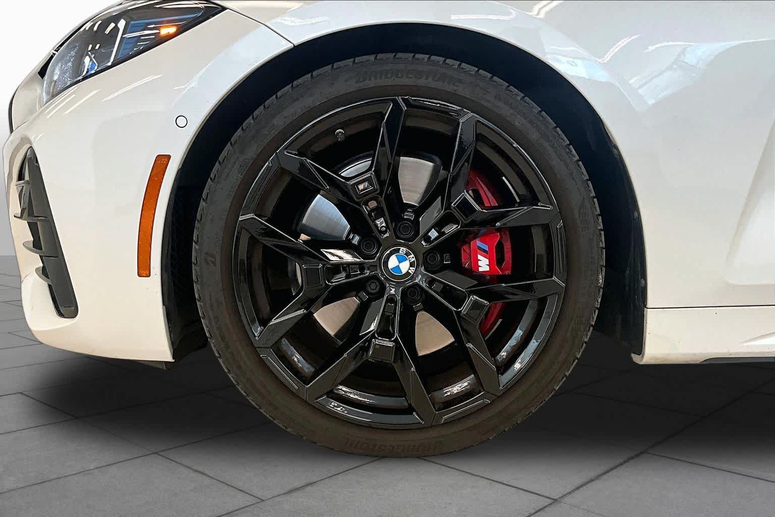 Used 2025 BMW M440i Coupe w/ Premium Package RWD image 9
