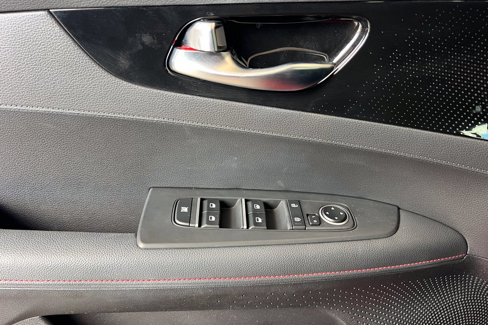 Used 2022 Kia Forte GT w/ GT2 Package FWD image 11