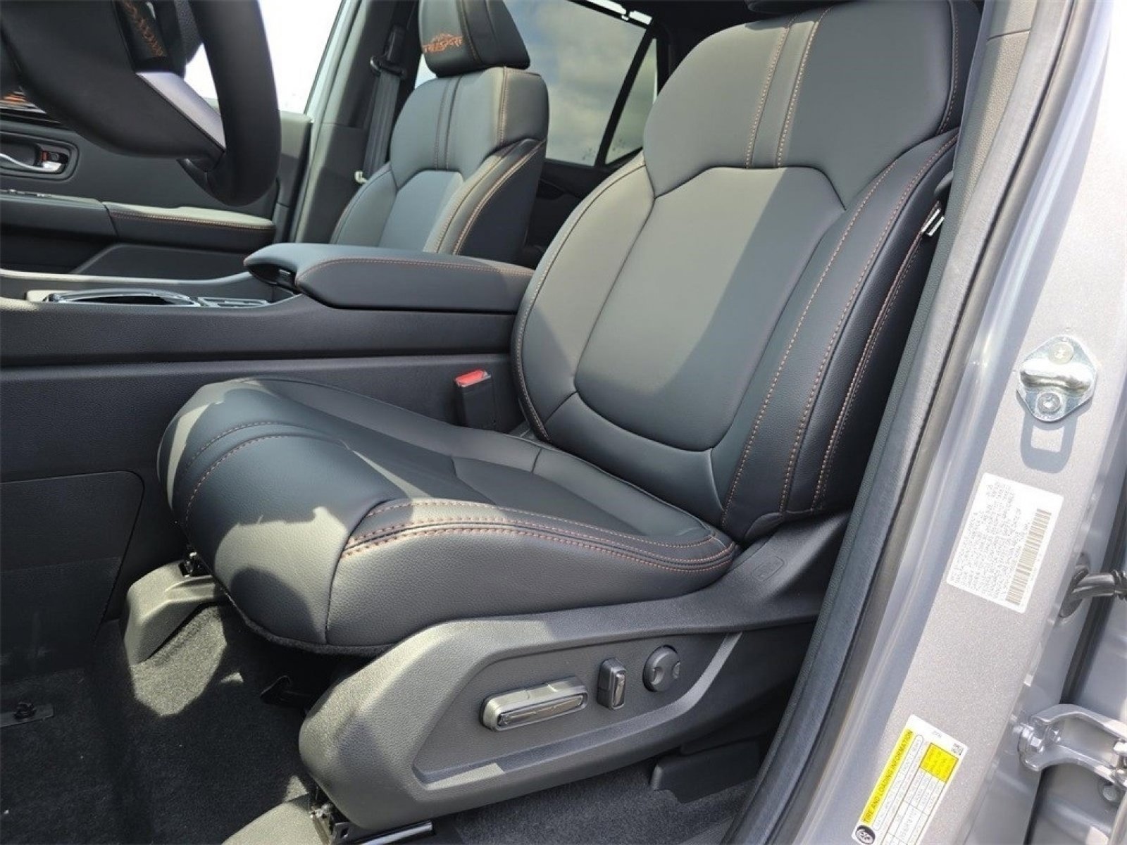 New 2025 Honda Pilot TrailSport image 26