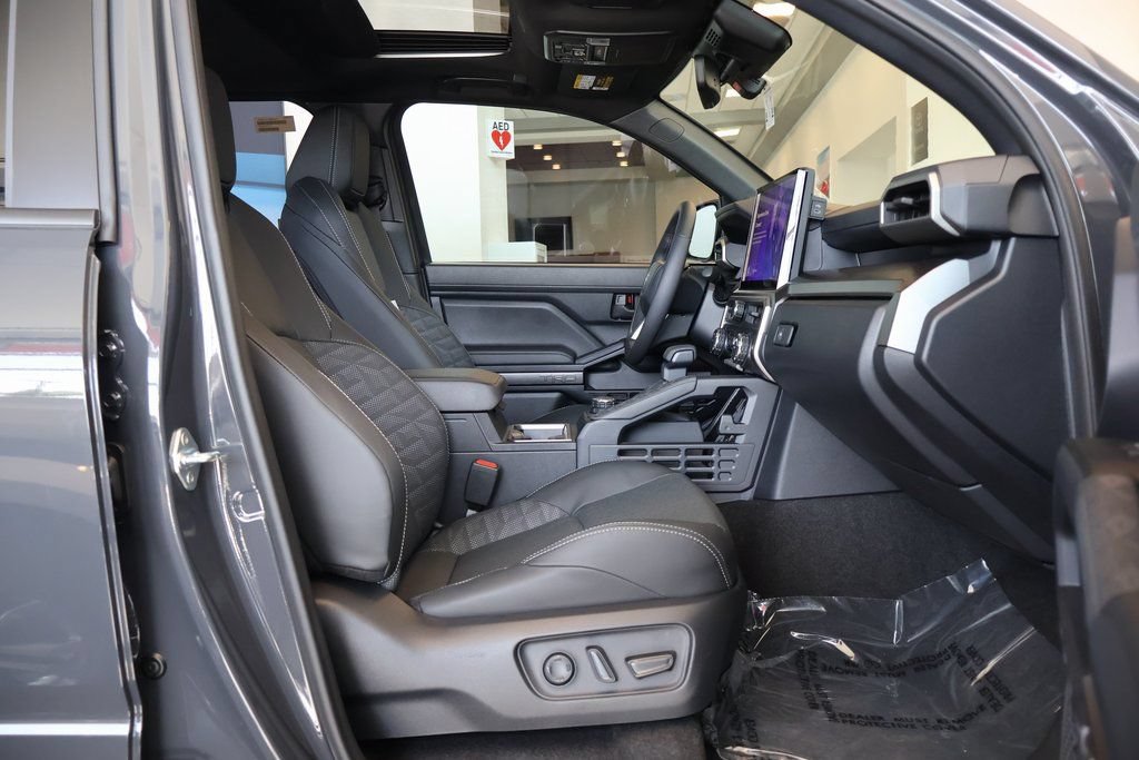 Used 2026 Toyota 4Runner TRD Sport Premium AWD/4WD image 7