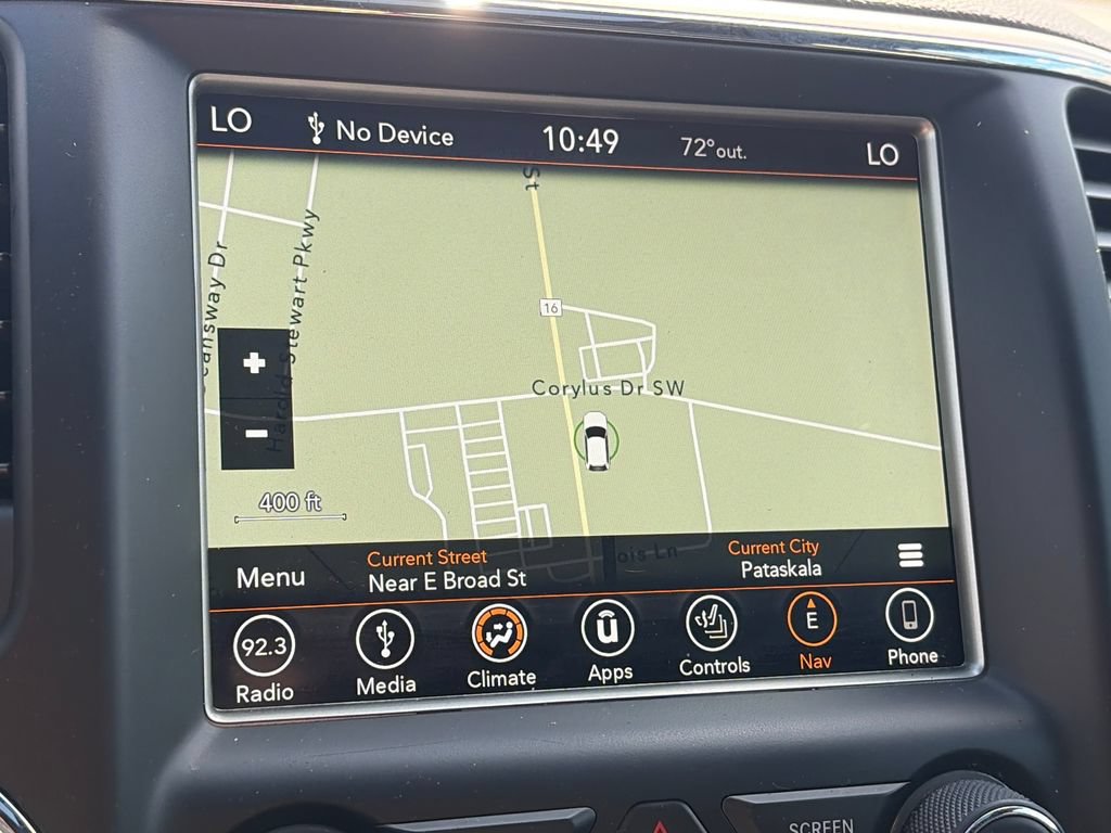 Used 2018 Jeep Grand Cherokee Altitude AWD/4WD image 22