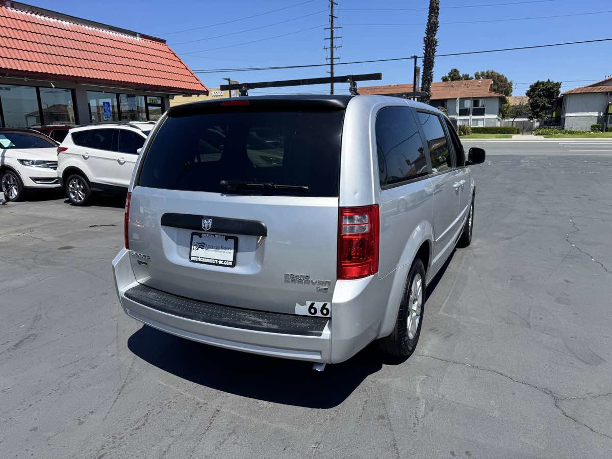Used 2010 Dodge Grand Caravan SE w/ Climate Group FWD image 5
