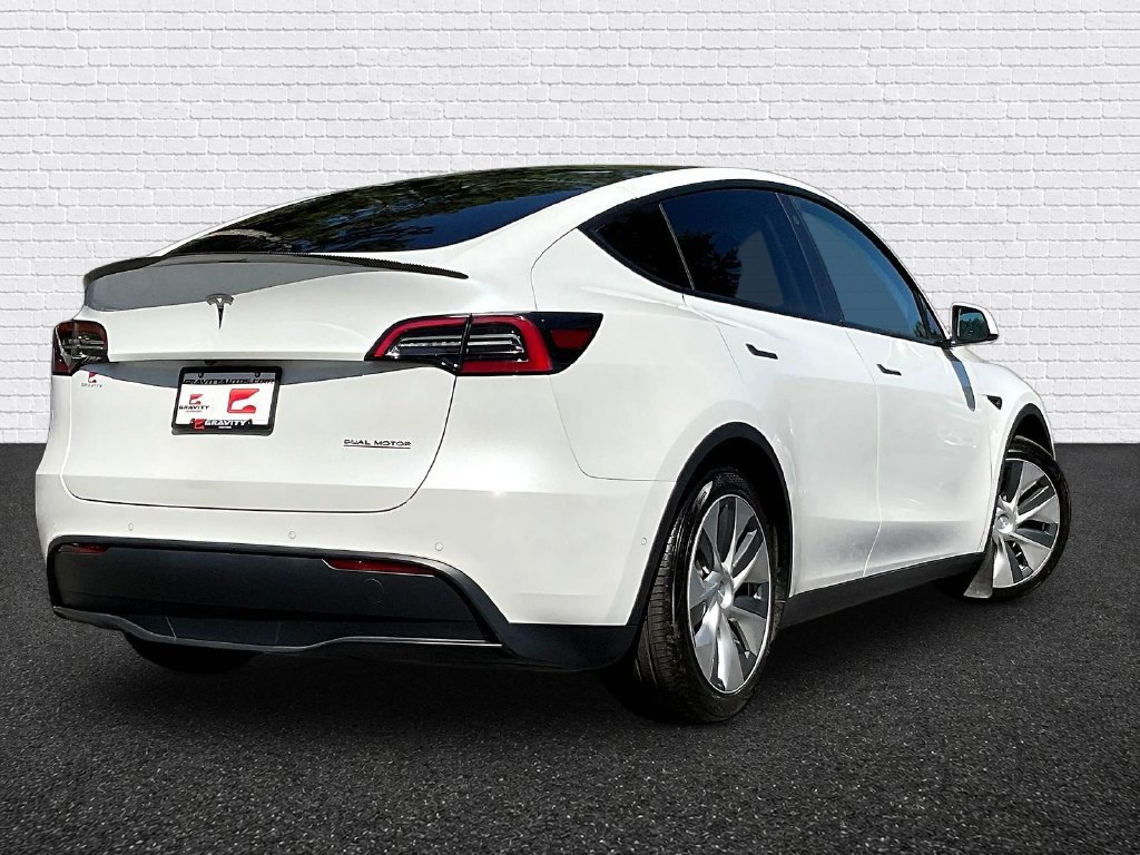 Used 2022 Tesla Model Y Performance AWD/4WD image 6
