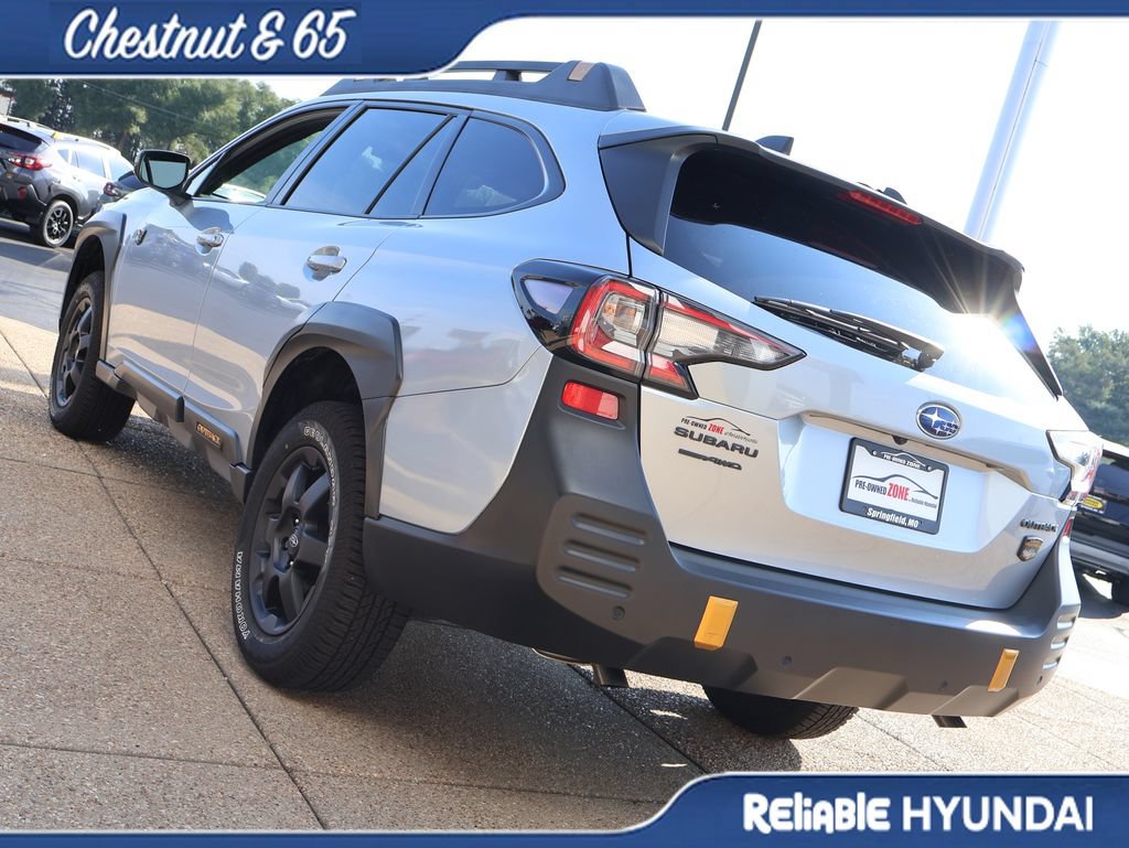 Used 2025 Subaru Outback Wilderness AWD/4WD image 4