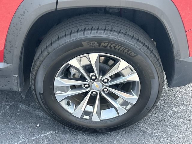 Used 2026 Chevrolet Equinox LT AWD/4WD image 13
