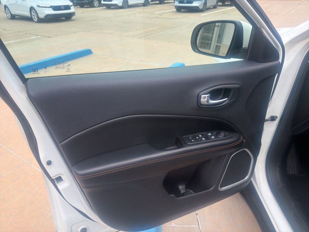 Used 2021 Jeep Compass Limited AWD/4WD image 14