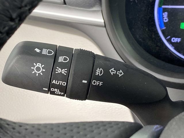 Used 2024 Toyota Sienna Limited image 17