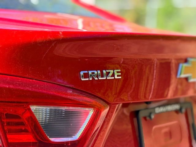 Used 2017 Chevrolet Cruze LT w/ Convenience Package FWD image 25