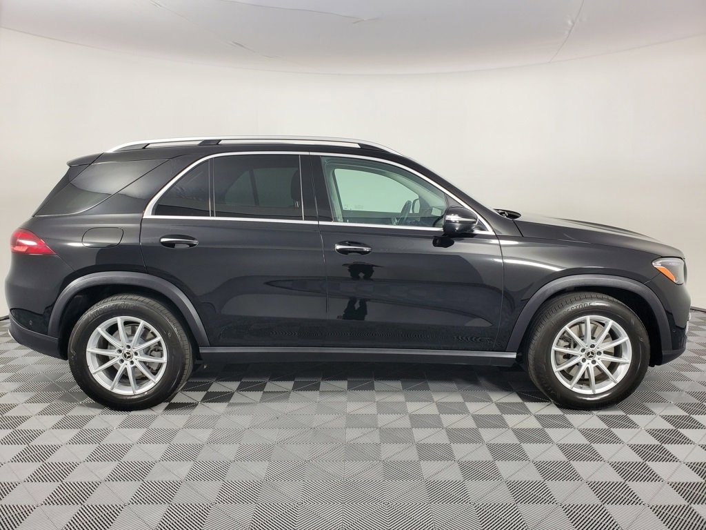 Used 2025 Mercedes-Benz GLE 450e 4MATIC image 9