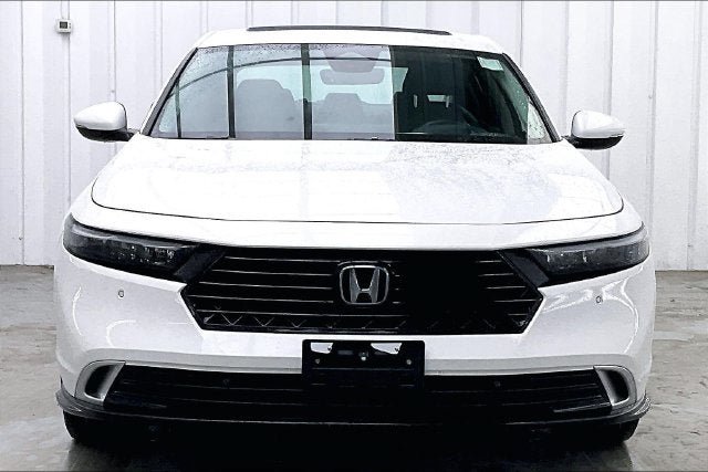 Certified 2023 Honda Accord Touring image 3