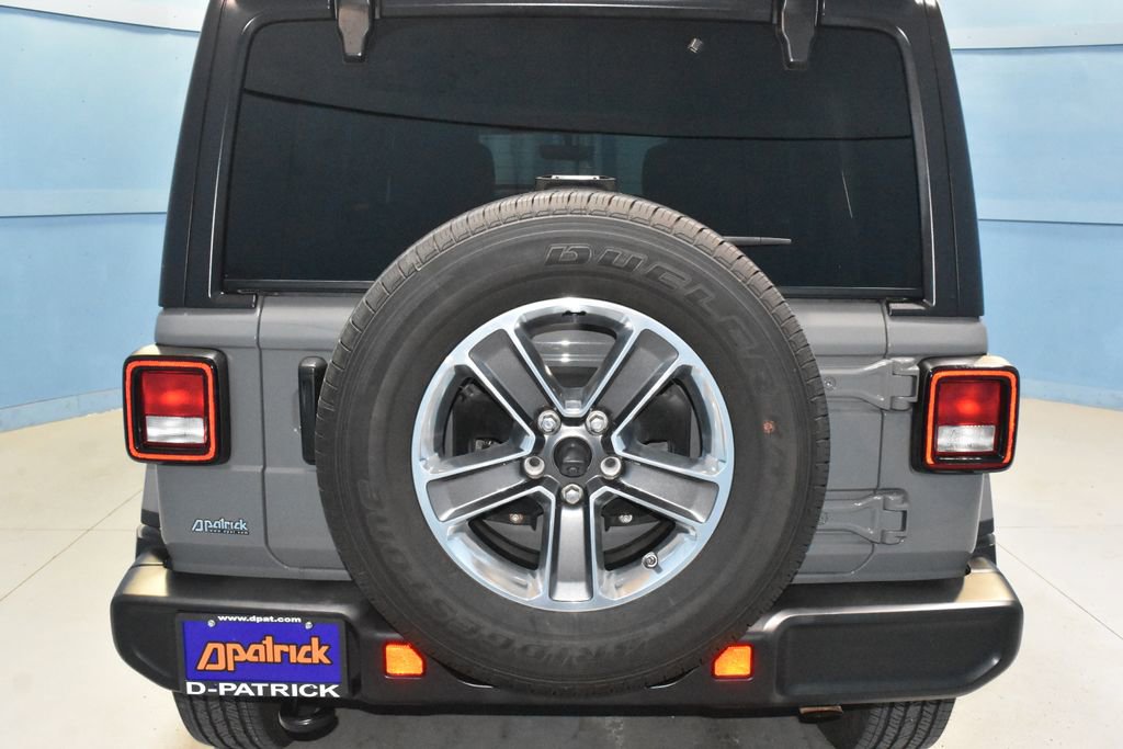 Used 2021 Jeep Wrangler Unlimited Sahara w/ Uconnect 4C Nav & Sound Group AWD/4WD image 28