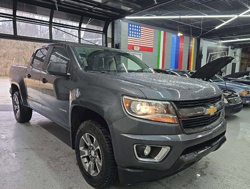 Used 2017 Chevrolet Colorado Z71 image 3