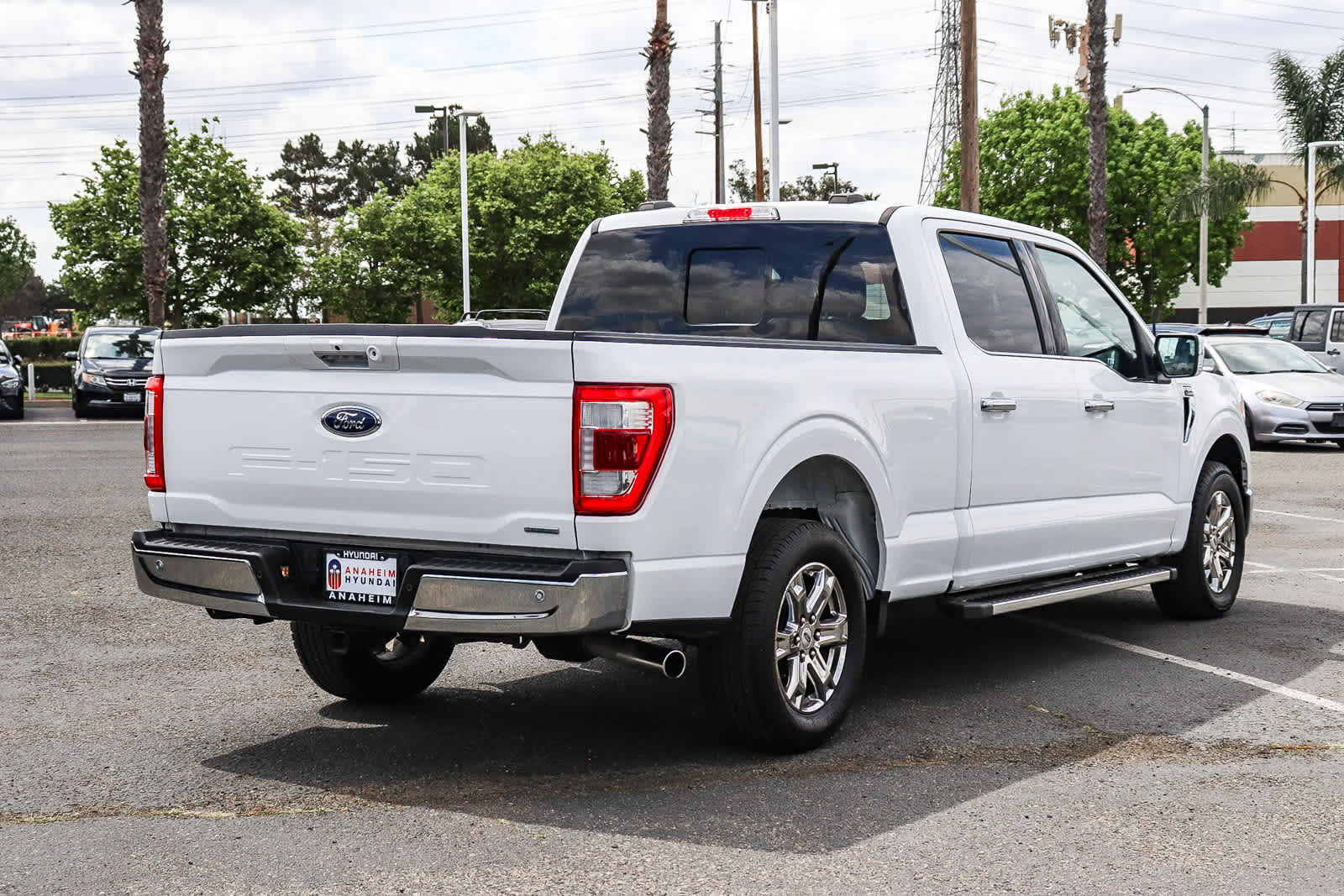 Used 2023 Ford F150 Lariat RWD image 6