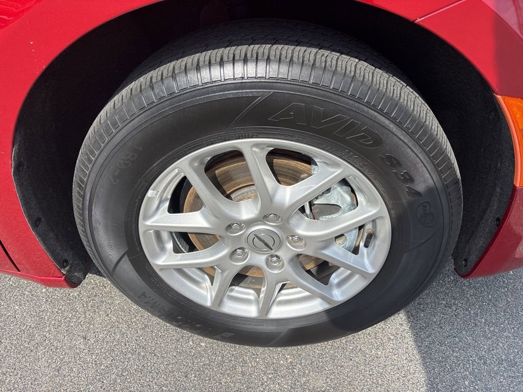 Used 2025 Chrysler Pacifica Select image 12