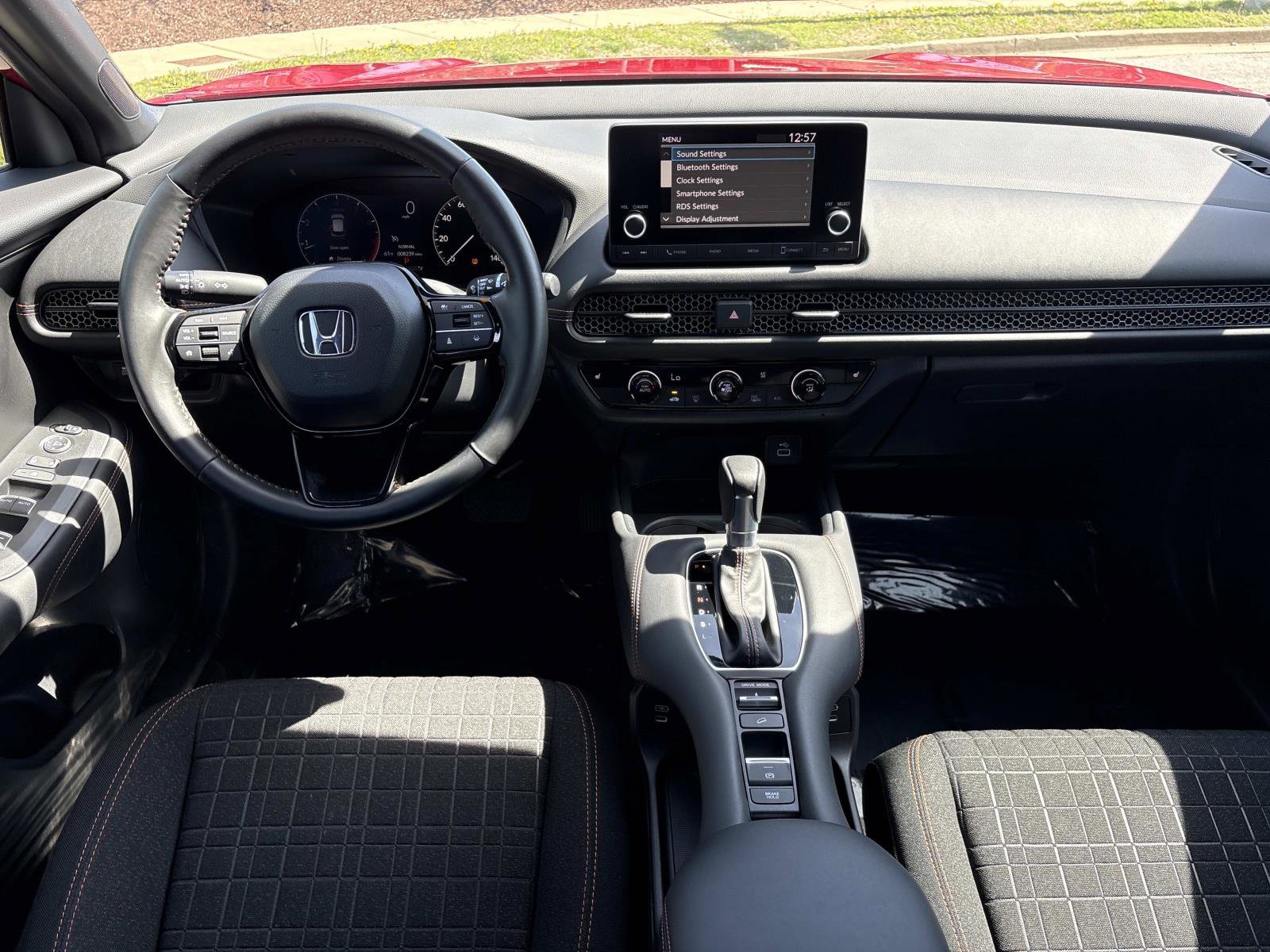 Used 2024 Honda HR-V Sport image 29